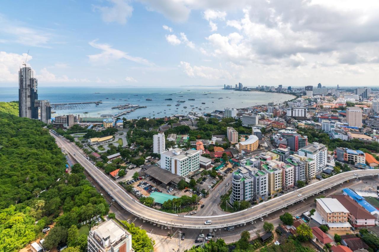 Unixx By The Sea Lägenhet Pattaya Exteriör bild
